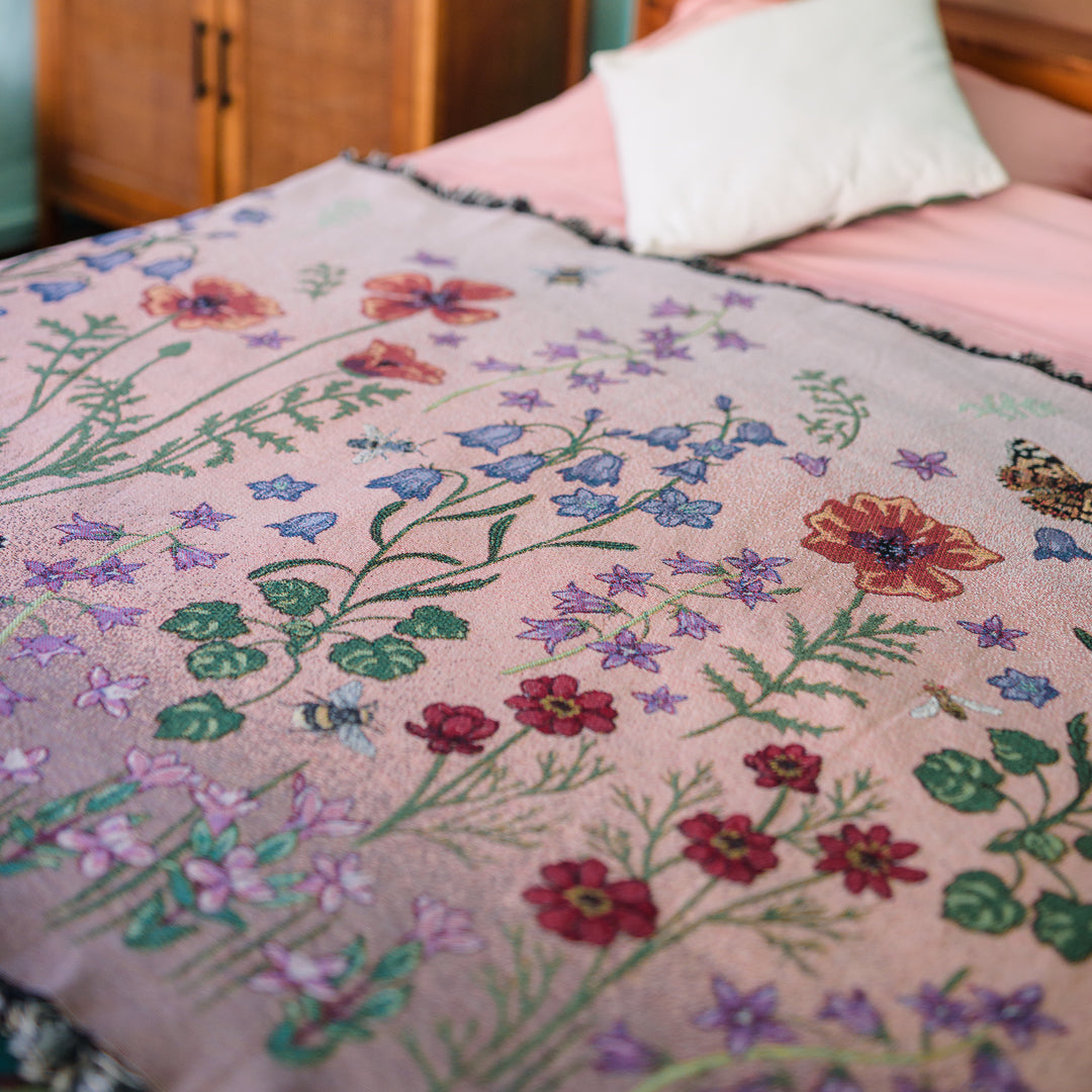 Meadows & Margins 'Sunset Pink' Woven Blanket