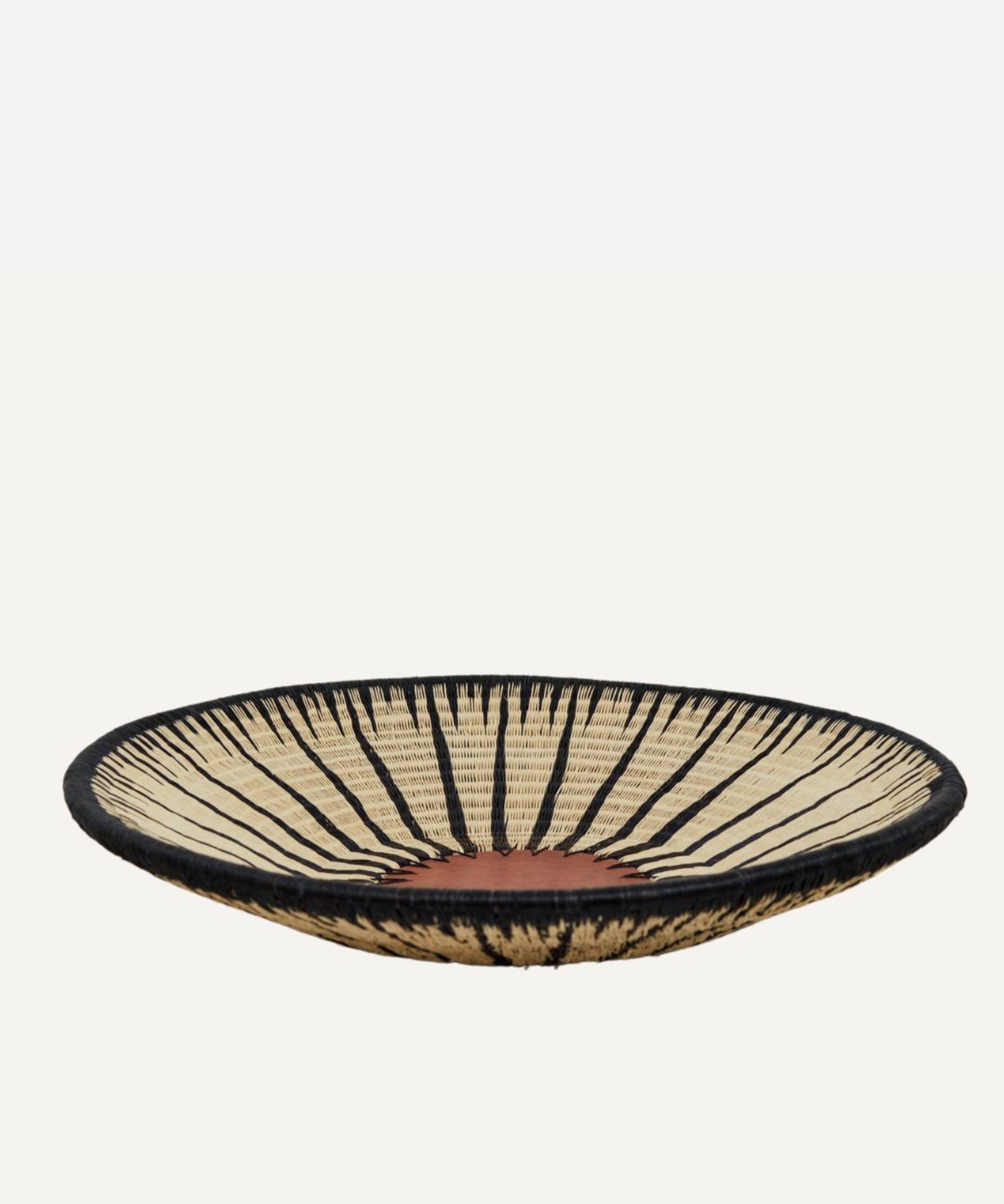 Lluvia Bowl | Handwoven Werregue Palm, Black & White
