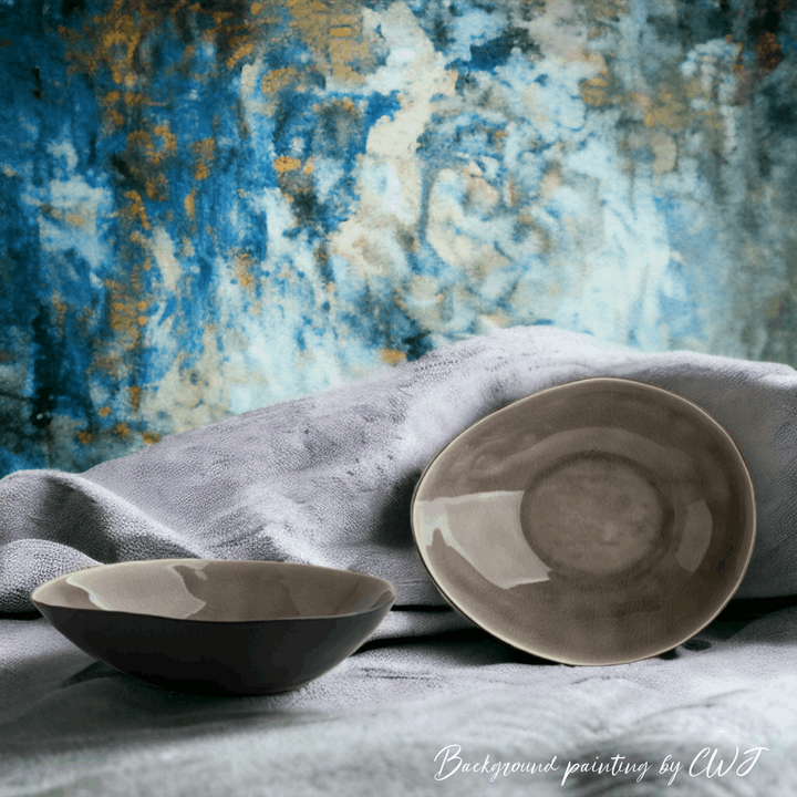 Handmade bowl with irregular shape - dark gray