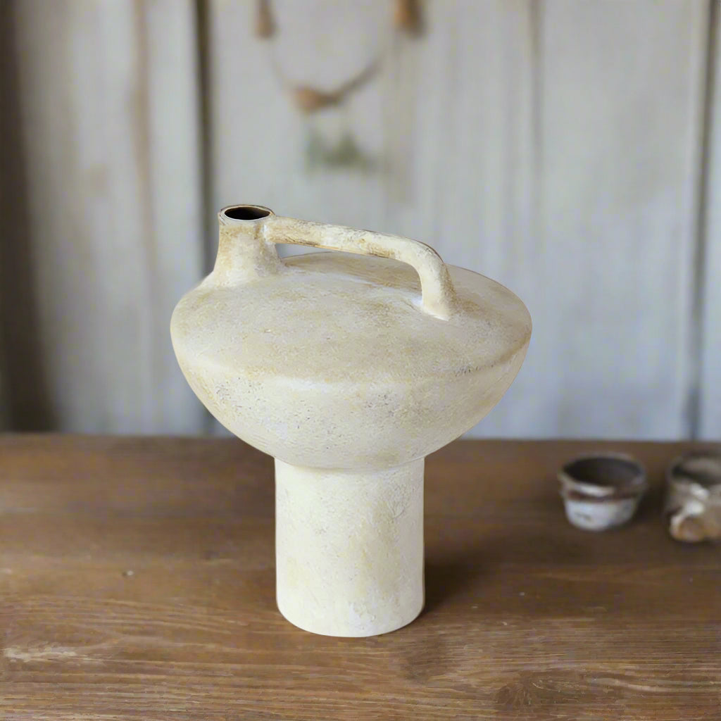 Handmade modern and abstract vase - beige
