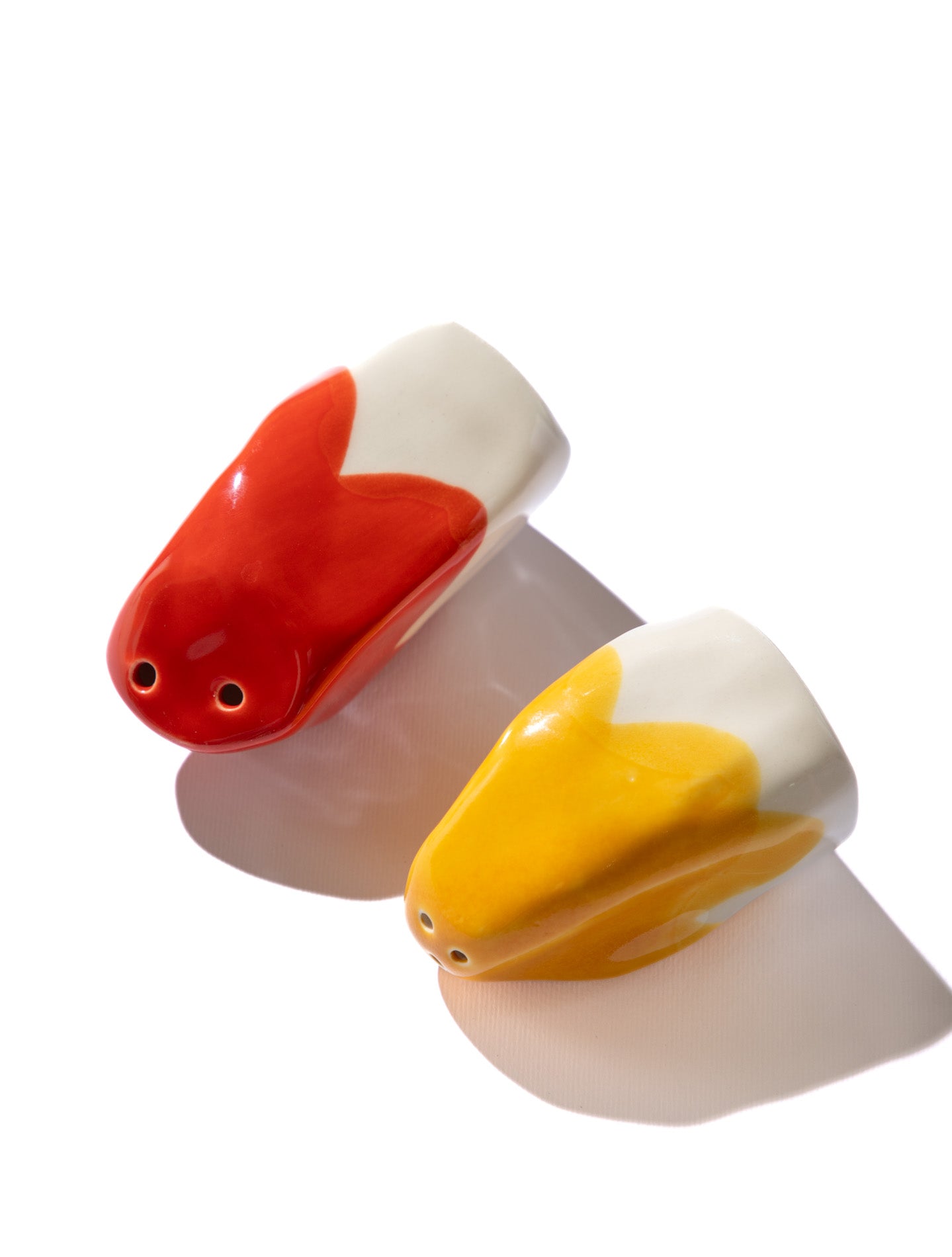 Salt & Pepper Shaker Set