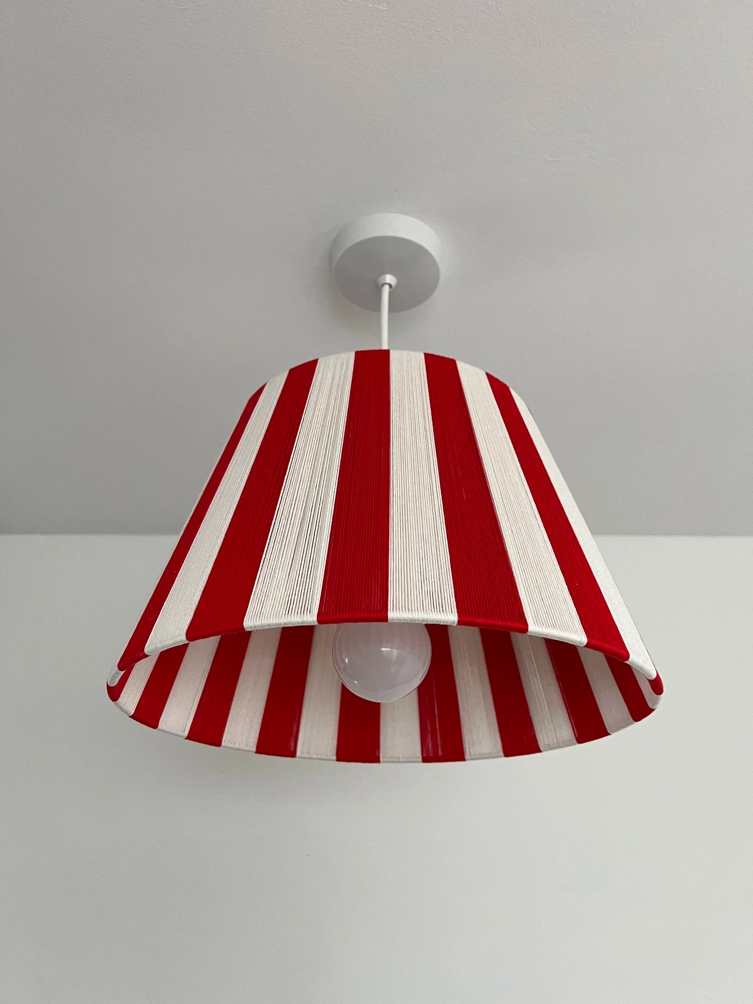 Candy Cane | The Red and White Stripe String Lampshade