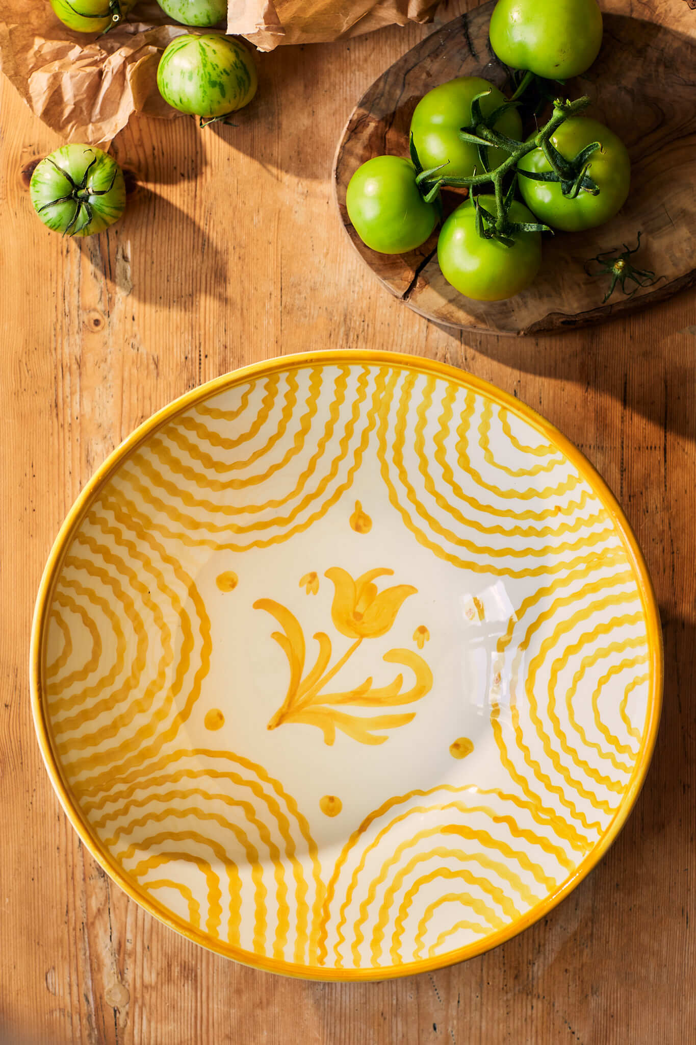 Flor Very Large Yellow Serving Bowl