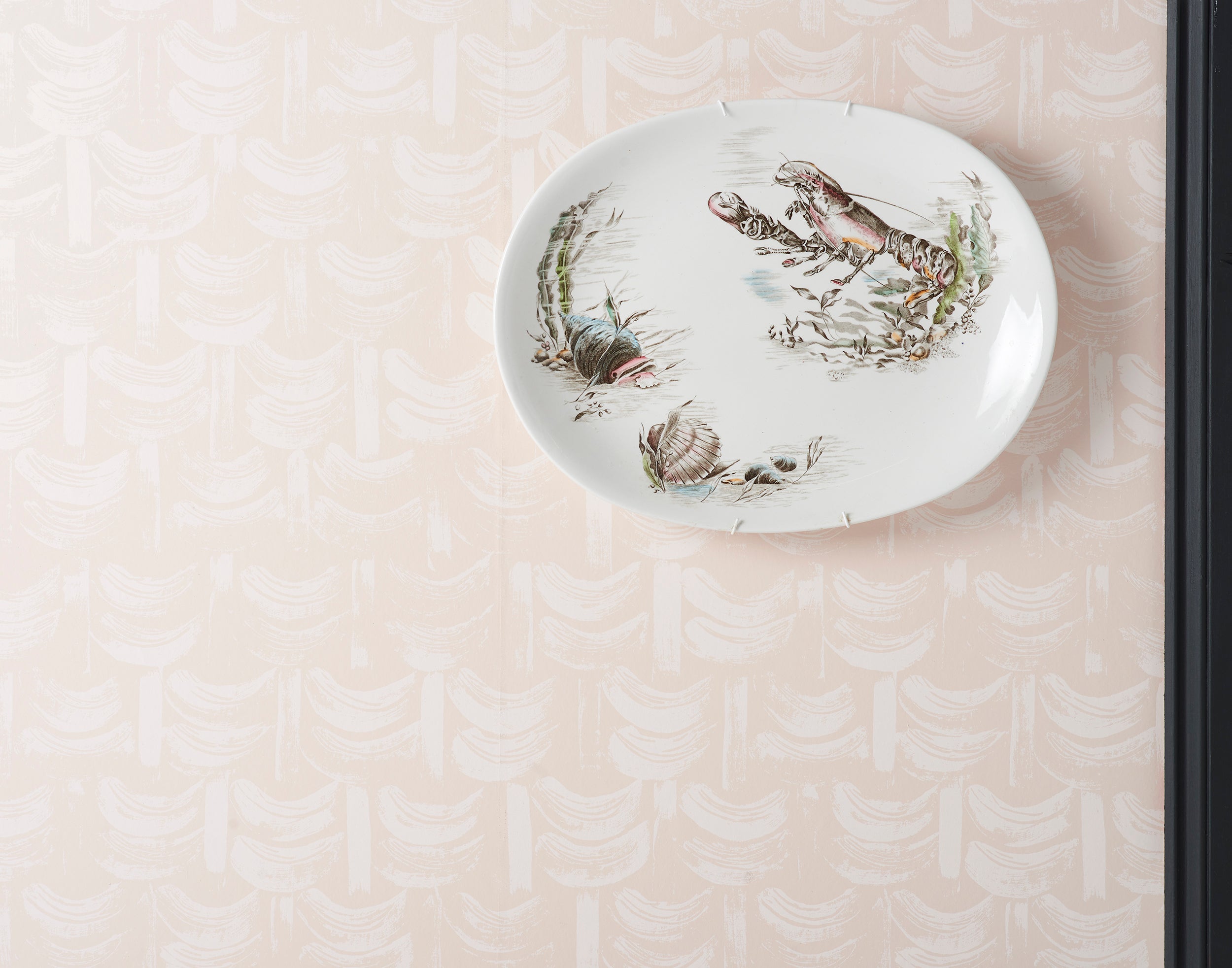 Basket Wallpaper | Plaster Pink