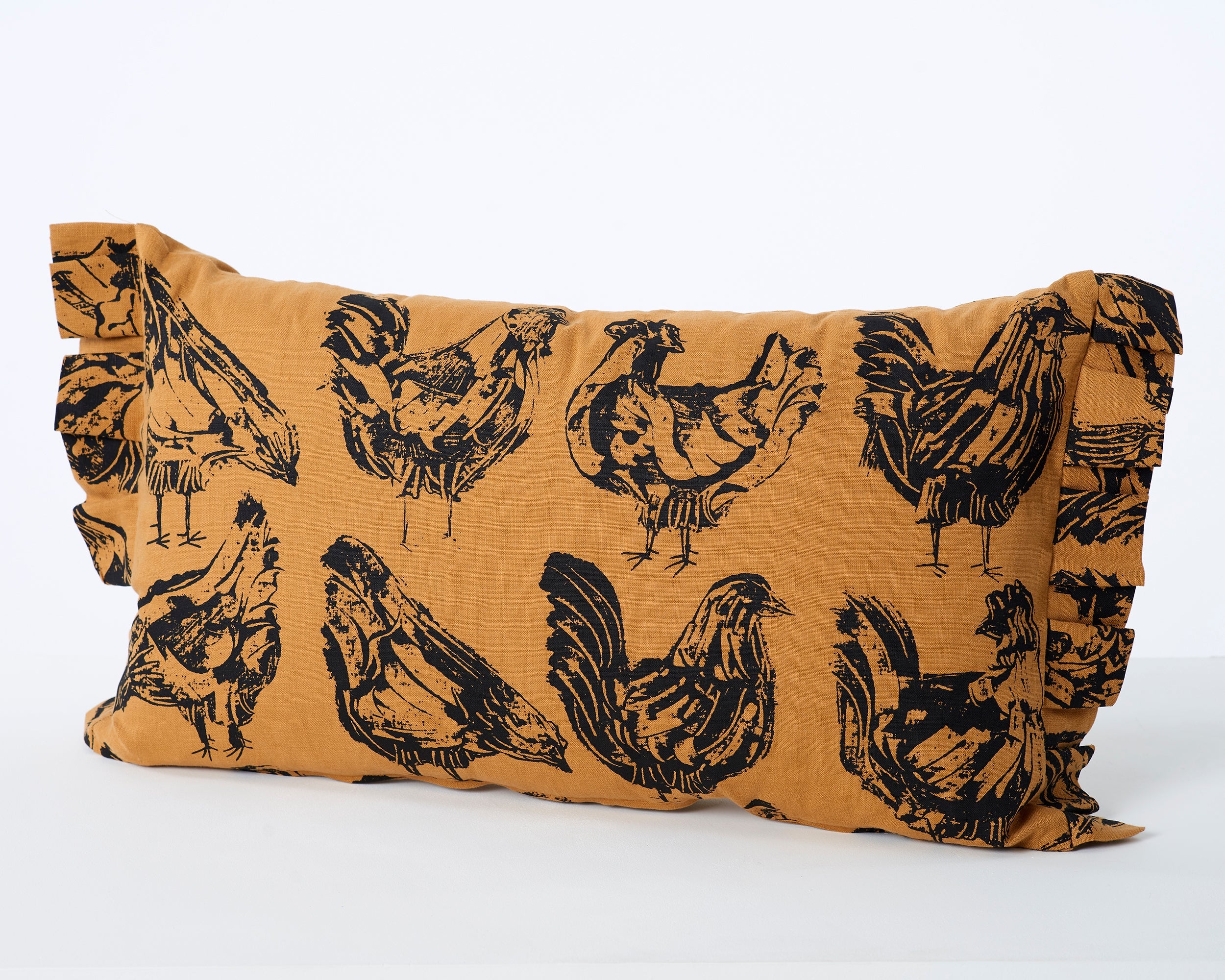 French Hen Cushion | Creme Brulee