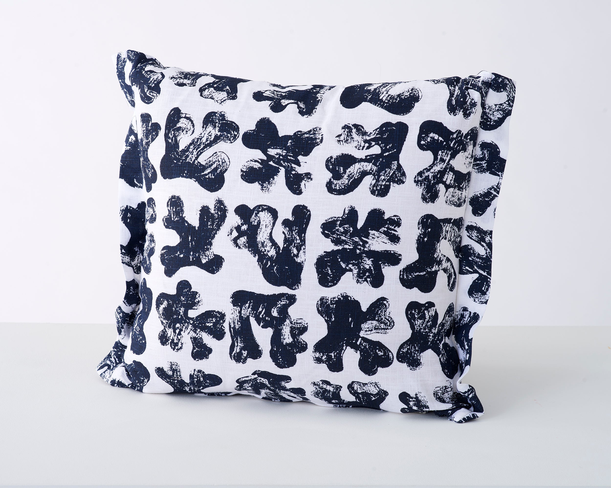 Seaweed Cushion | Deep Navy