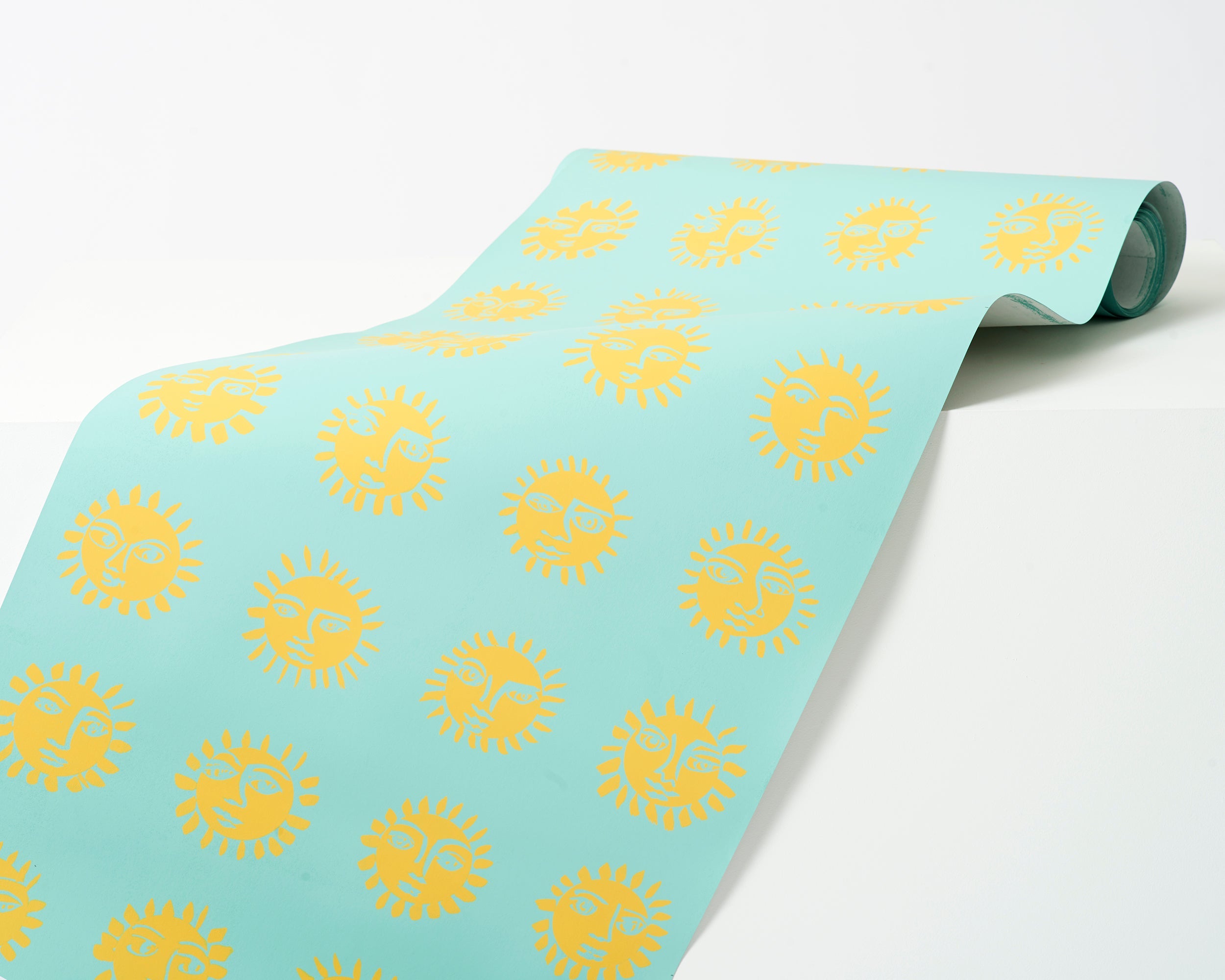Sunne Wallpaper | Bright Day
