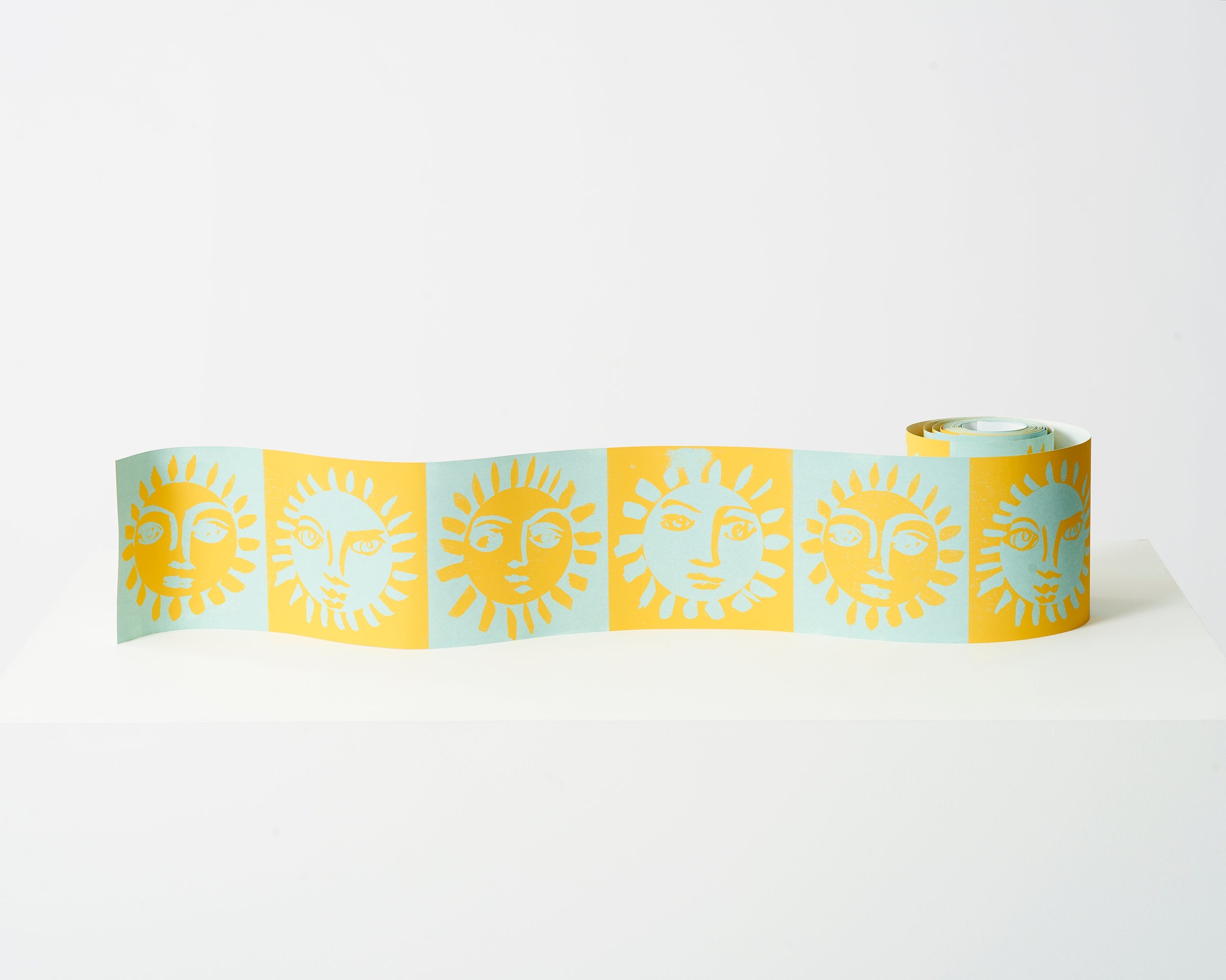 Sunne Border | Bright Day
