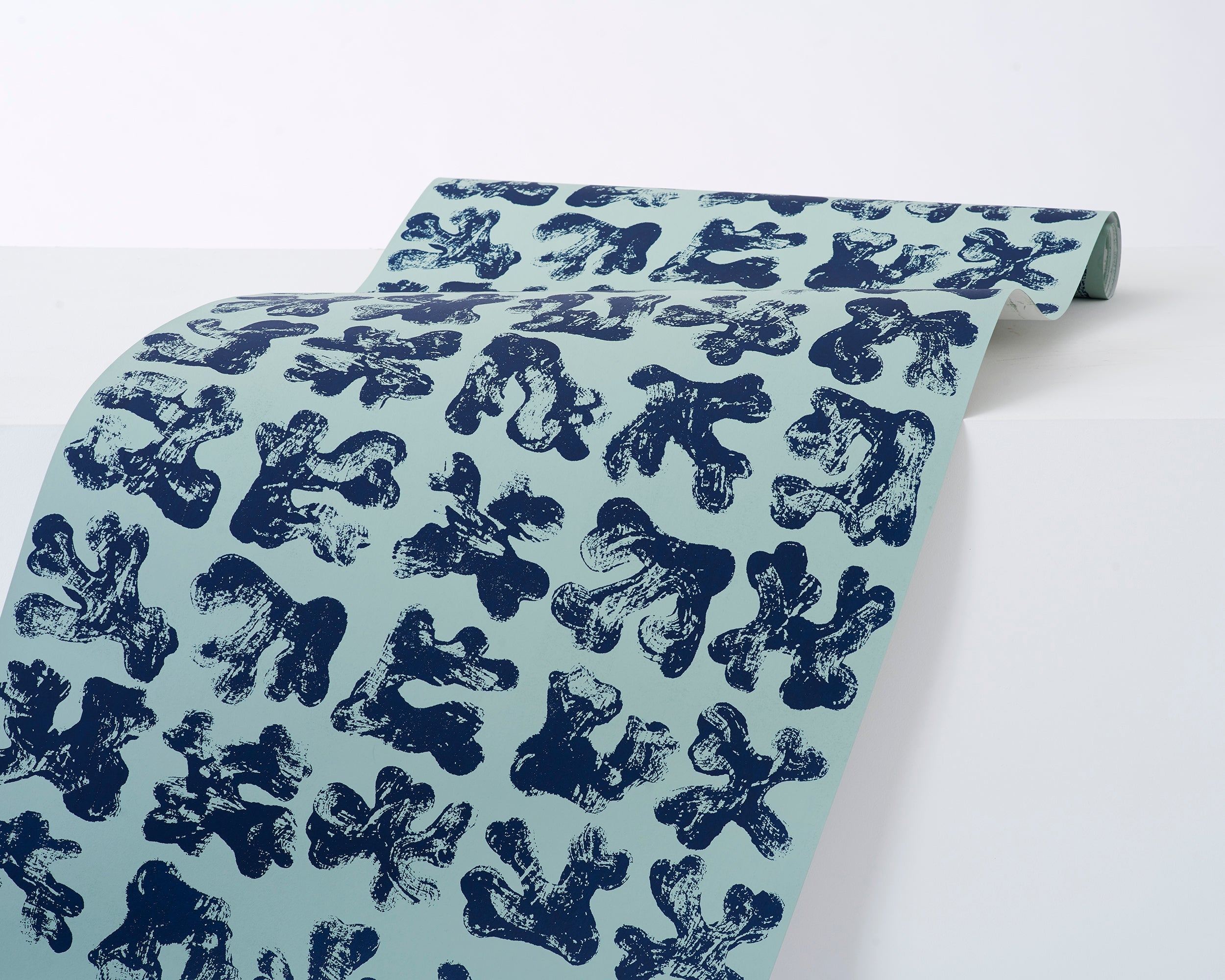 Seaweed Wallpaper | Deep Navy