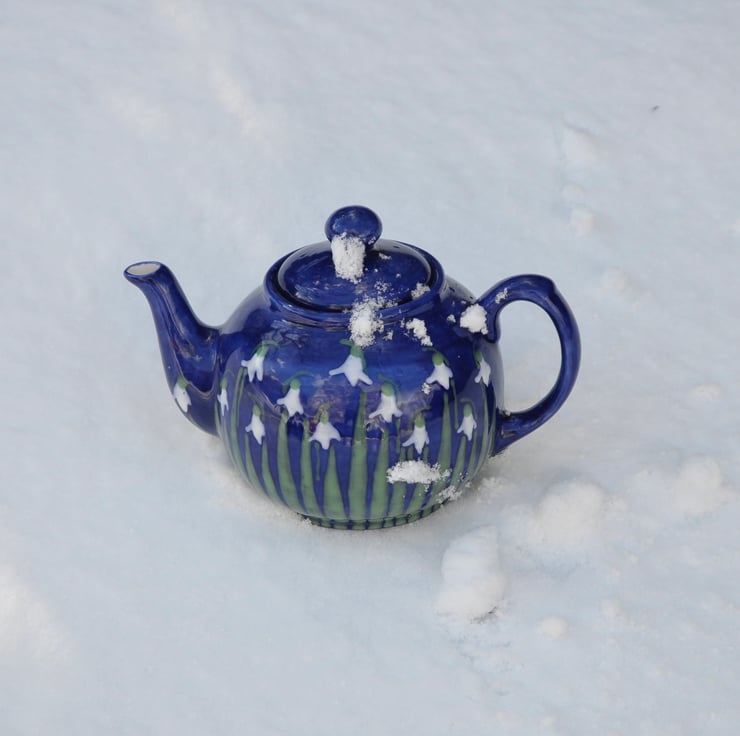 Snowdrop Teapot - Hand Painted