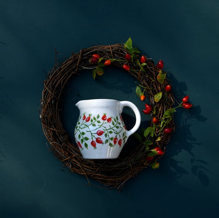 Rose Hip Rustic Pint Jug