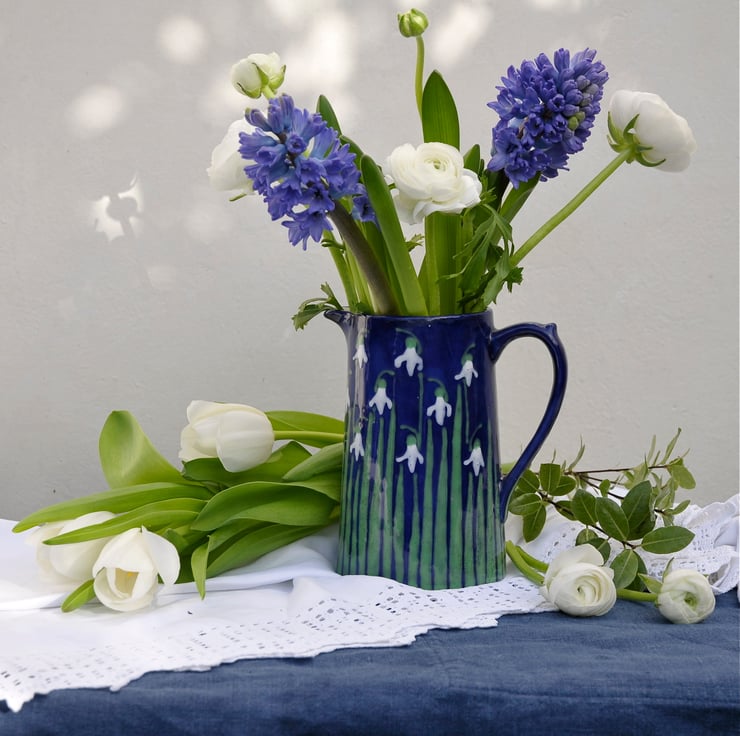 Snowdrop Farmhouse Jug - Hand Painted