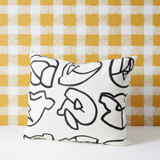 Icon Cushion Mono – Picnic Daisy Wallpaper