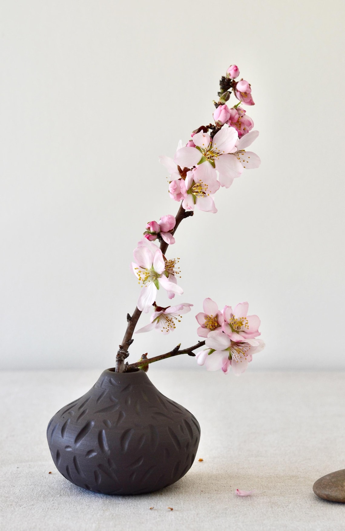 Hand Carved Ceramic Black Porcelain Vase