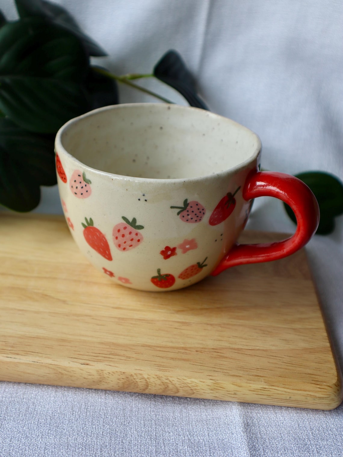 Large Round Handmade Cute Ceramic Strawberry Mugs