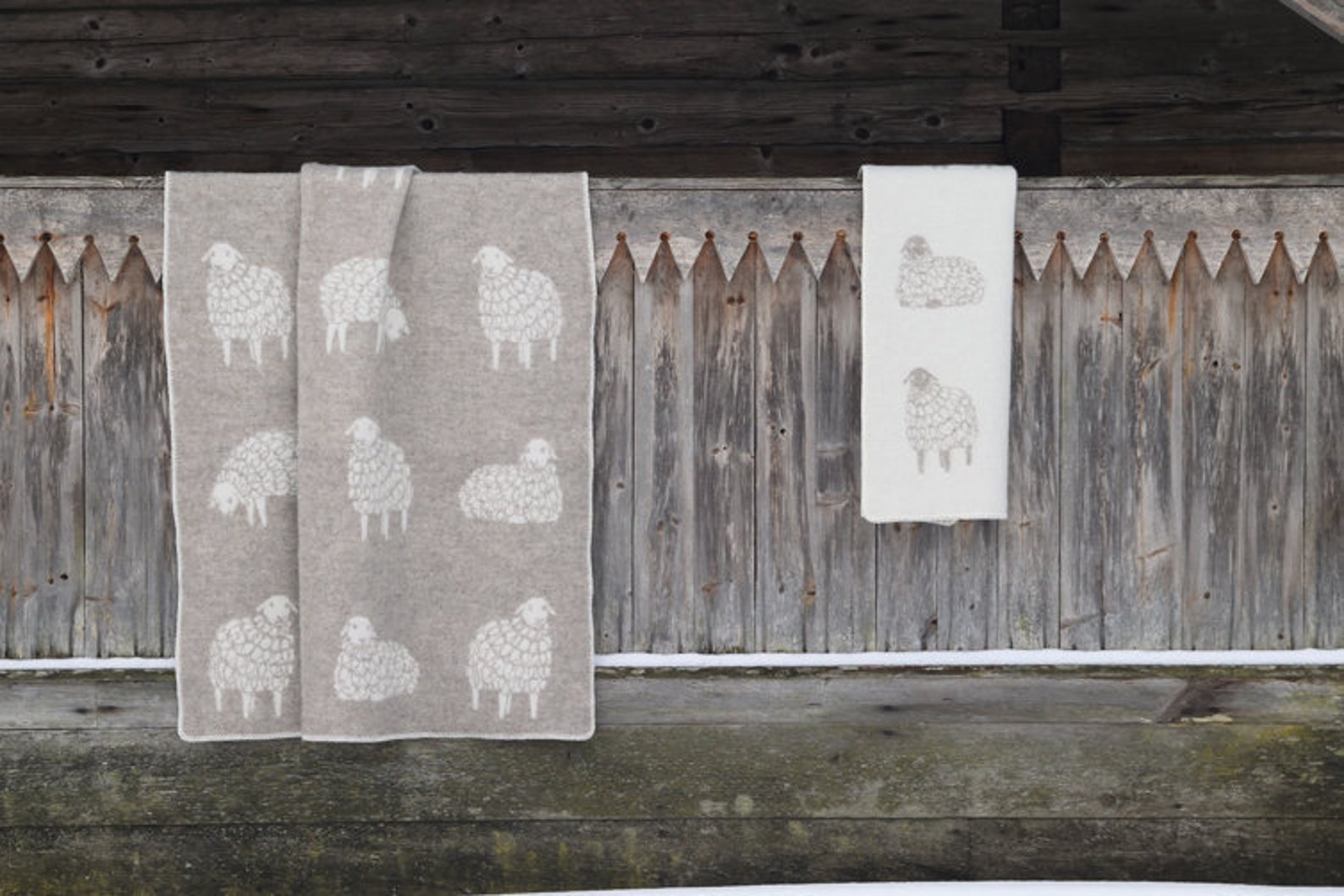 Sheep Mima Blanket, Beige Sheep Throw, Washable and Reversible