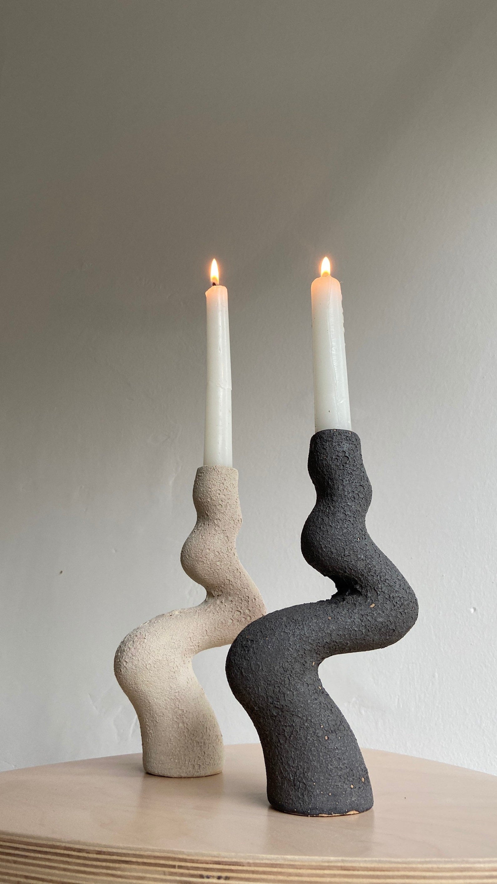 Set 2 White and Black Ceramic Candlestick