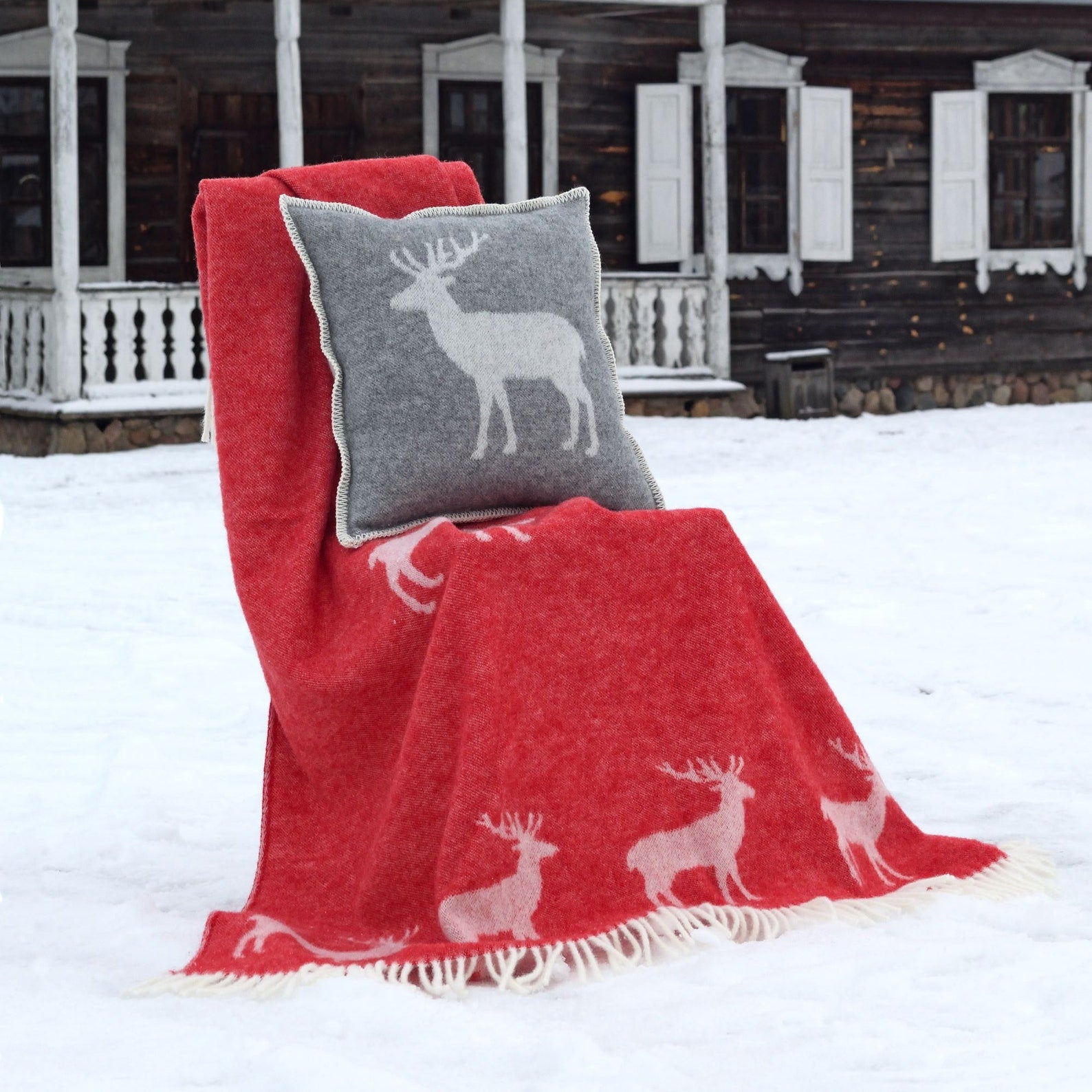 Red Deer Throw | Woven from Pure Wool | Christmas Blanket |