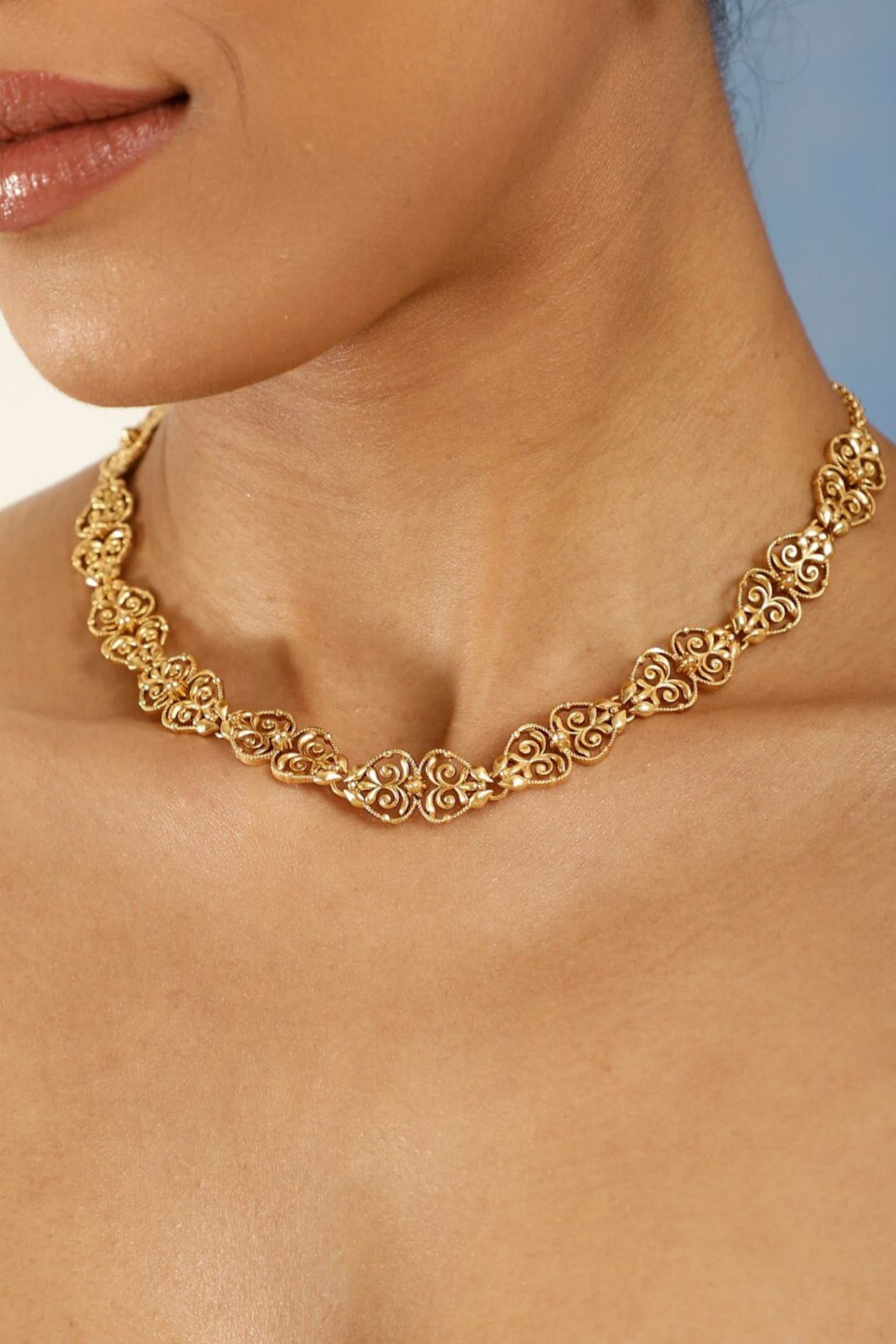 Gold choker necklace for destination wedding
