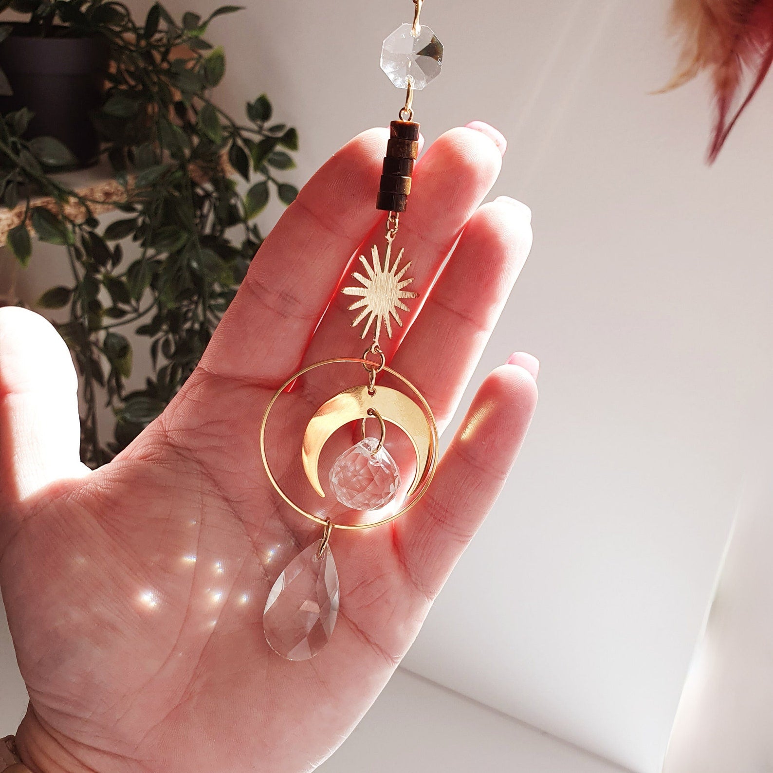 Suncatcher LYRA – Feng Shui crystal hanging for window
