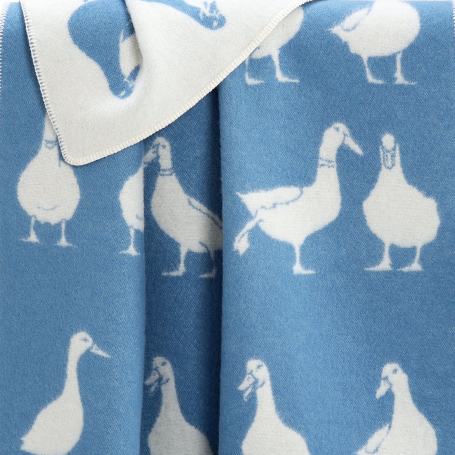 Blue Duck Wool Blanket | Blue and Off White Throw for Chair, Bed & Sofa | Fully Reversible