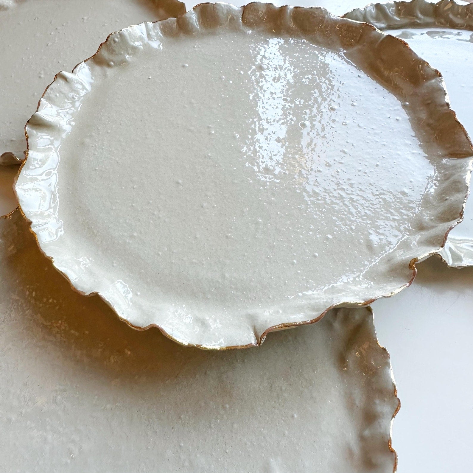Ruffled Edge Stoneware Plates - A Touch of Elegance