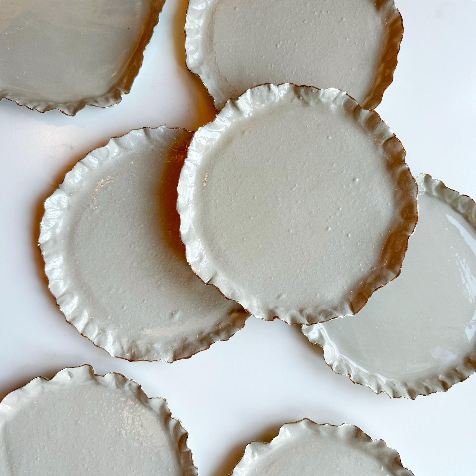 Ruffled Edge Stoneware Plates - A Touch of Elegance