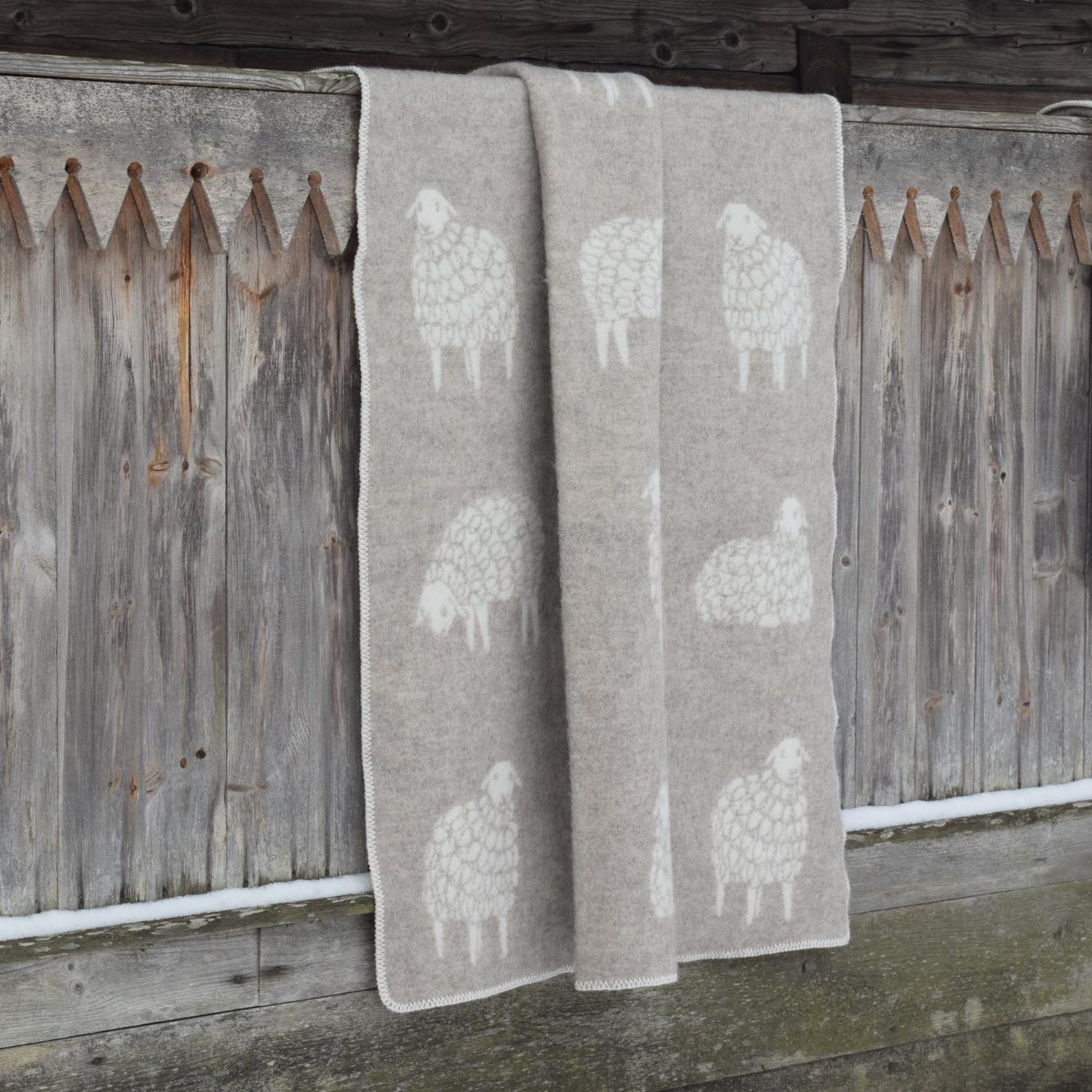 Sheep Mima Blanket, Beige Sheep Throw, Washable and Reversible