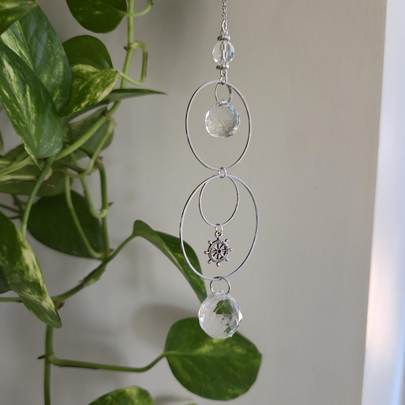 Mini Steel Suncatcher MILA – Well-being and Luminous Decoration