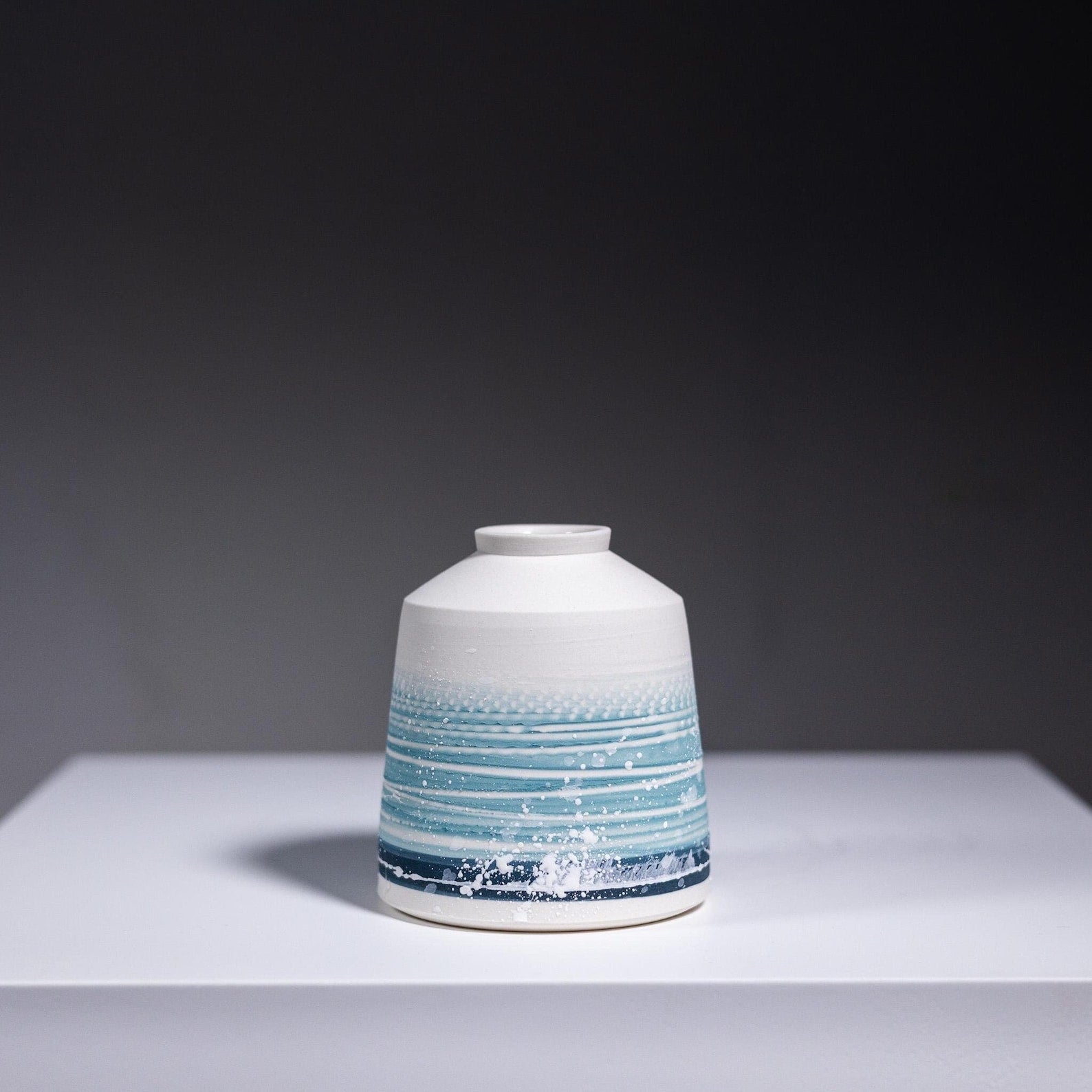 Handcrafted Porcelain Reed Diffuser | Seascape Design | Made by hand |