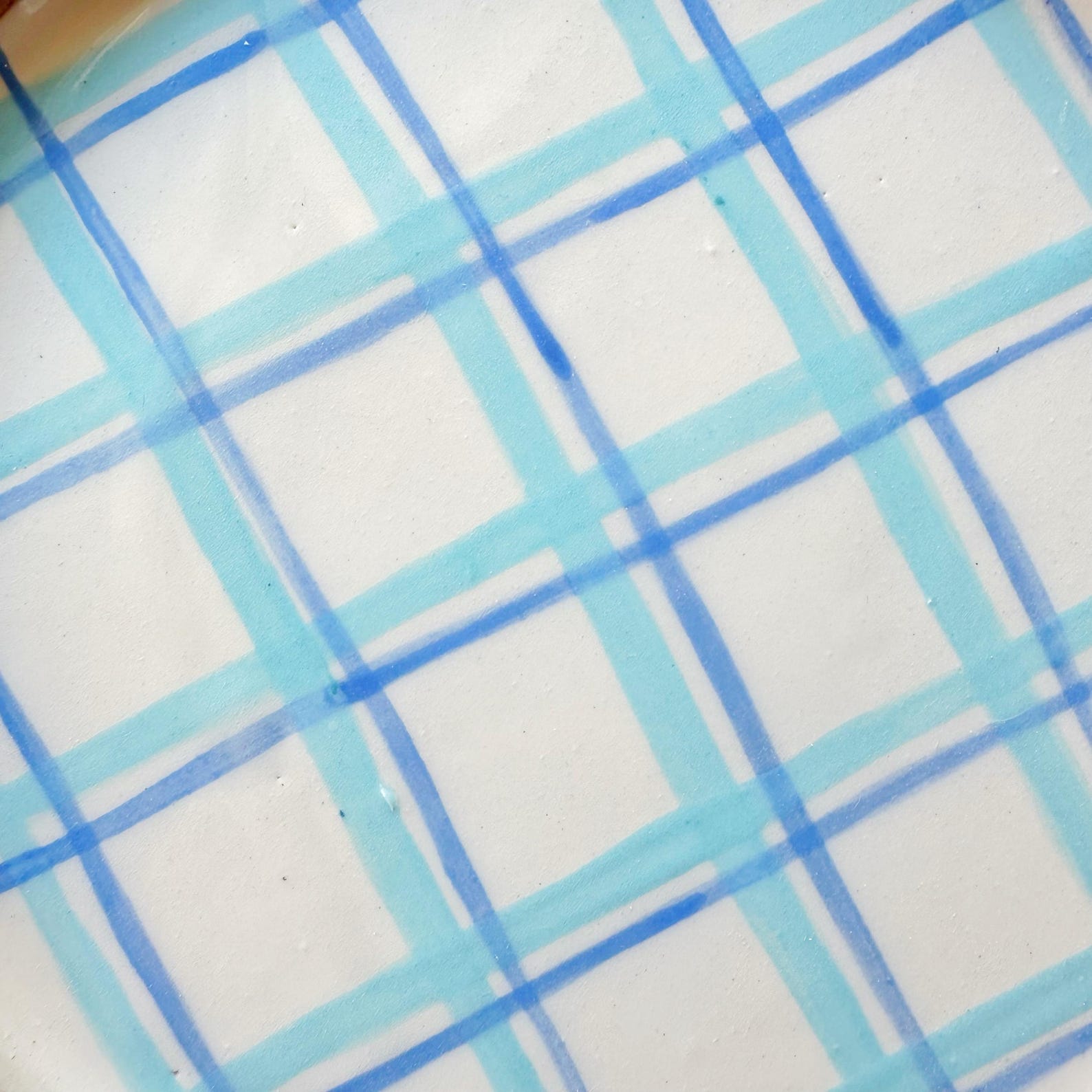Blue Plaid Charm Plates – Elegance Meets Everyday