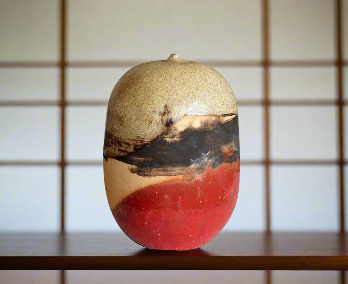 Vintage Japanese decorative vase - Feng shui