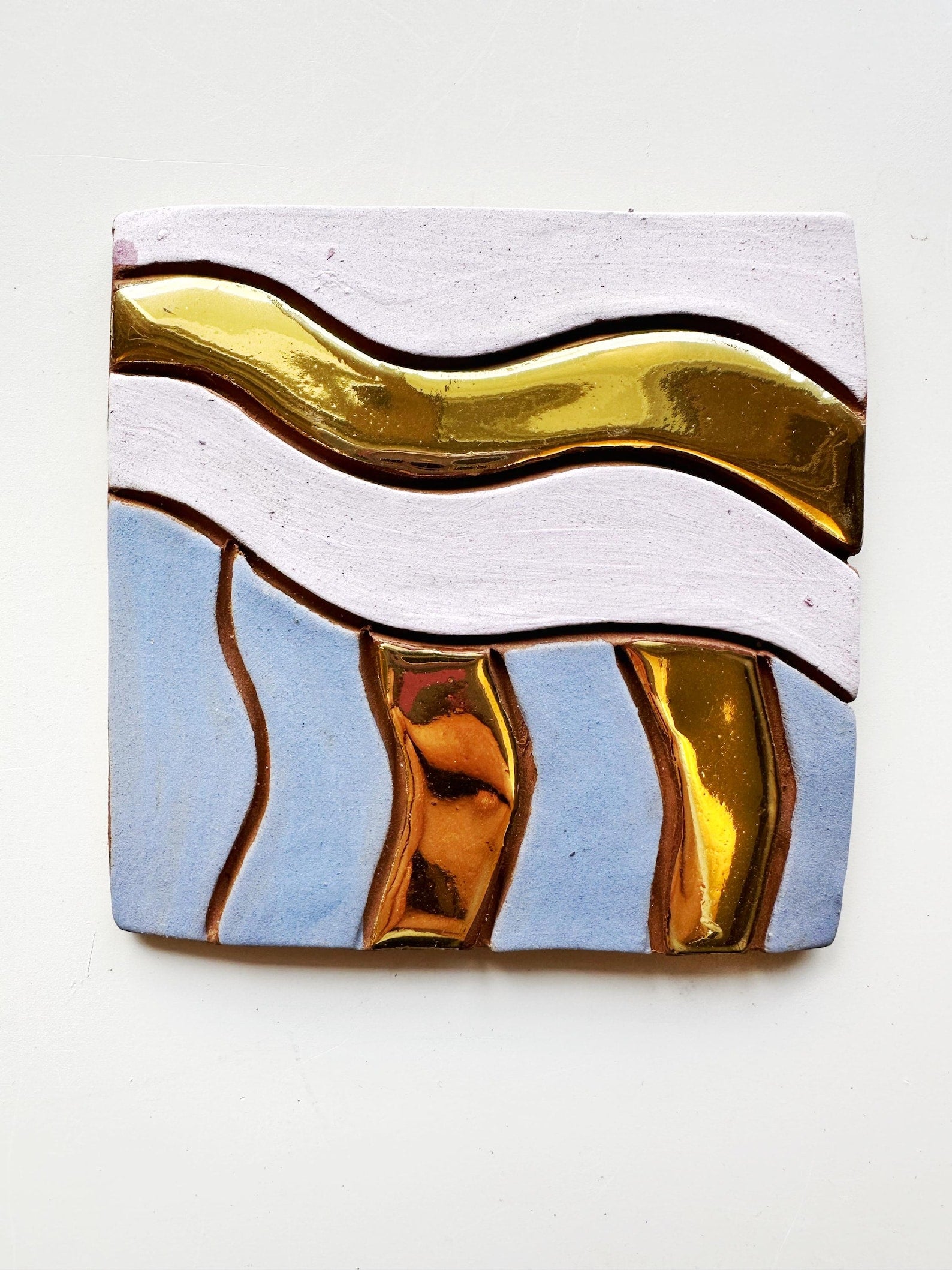 Golden Current Tile