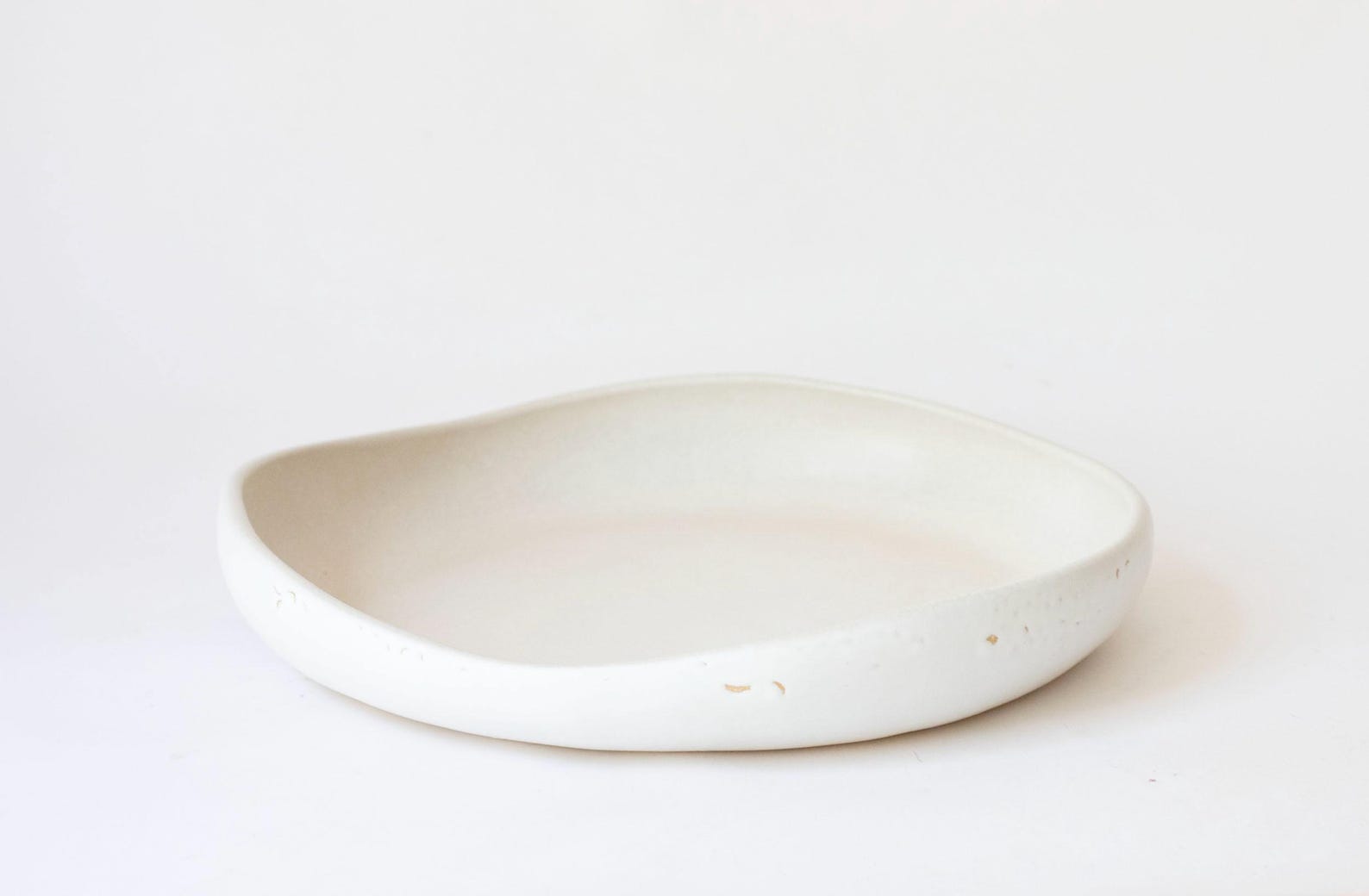 Modern white extra large artistic centerpiece