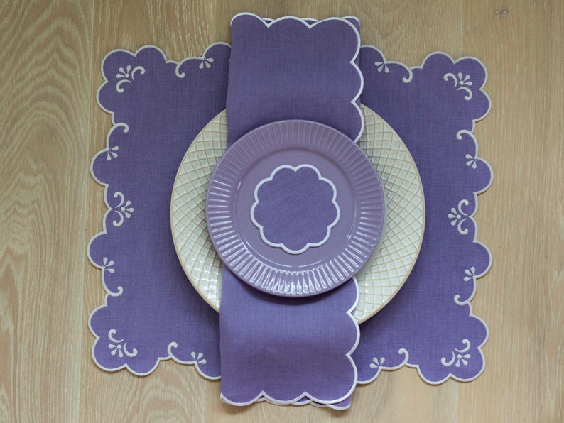 Lavender linen scalloped table mats with double white trim 13x17