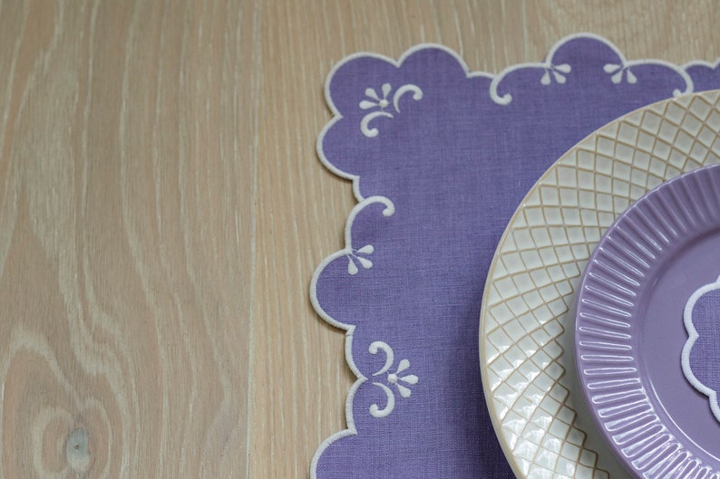 Lavender linen scalloped table mats with double white trim 13x17
