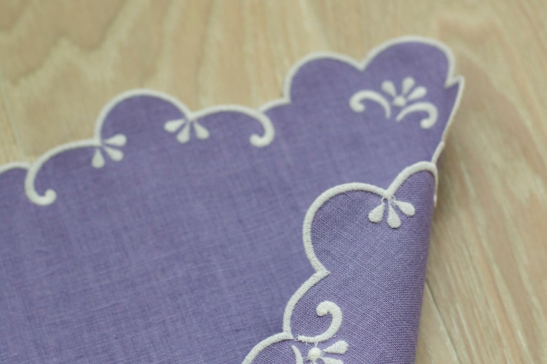 Lavender linen scalloped table mats with double white trim 13x17
