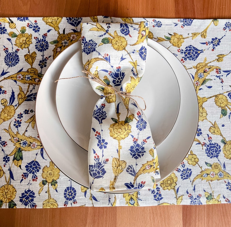 Arabic Calligraphy Placemats | 100% Linen (6 Placemats)