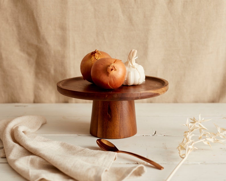 Jocasta Wooden Pedestal