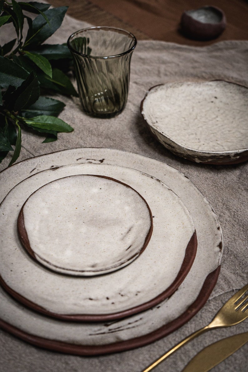 Nouri Terracotta Plates