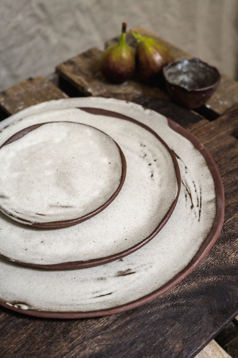 Nouri Terracotta Plates