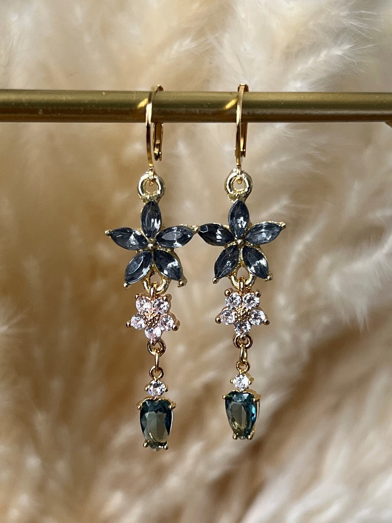 Beautiful grey flower hoop earrings
