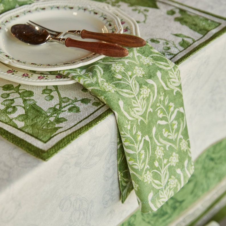 Green Lily Napinks Placemats Set of 6