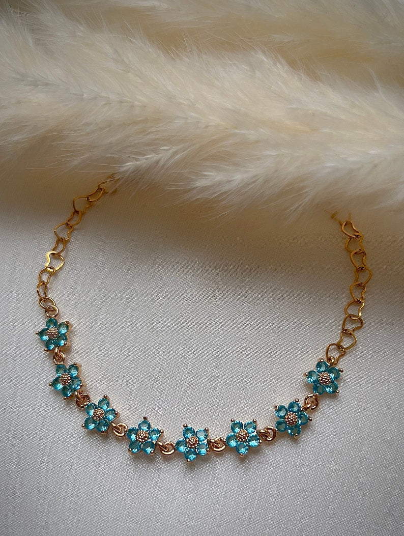 Beautiful turquoise floral matching friendship bracelet