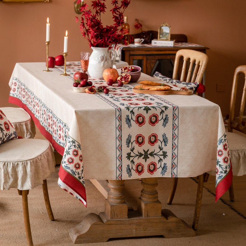 Farmhouse Style Linen Tablecloth Retro Floral Elegance