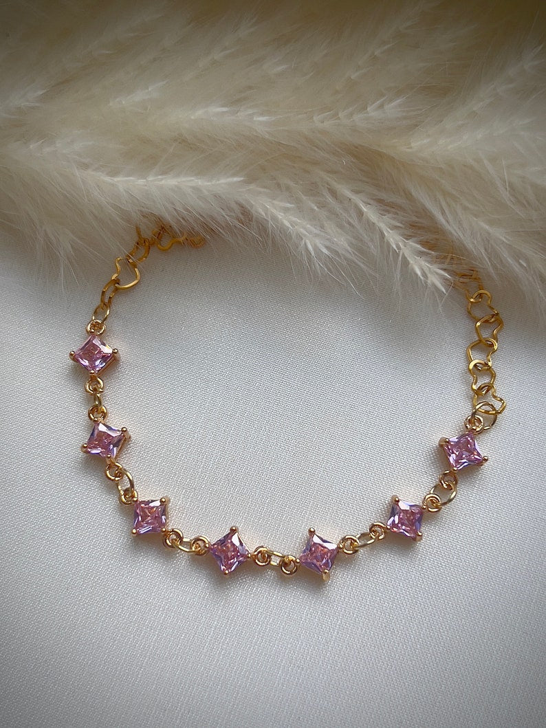 Dainty angelic gold fairycore bracelet