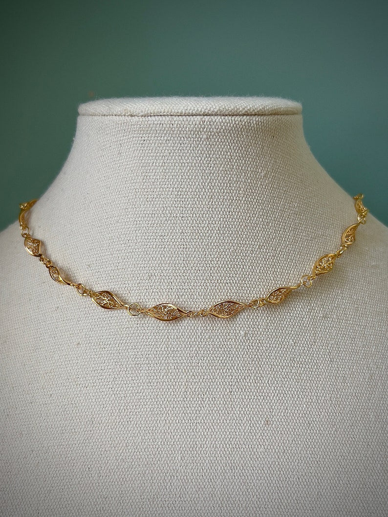 Twisted gold DNA choker, layering necklace