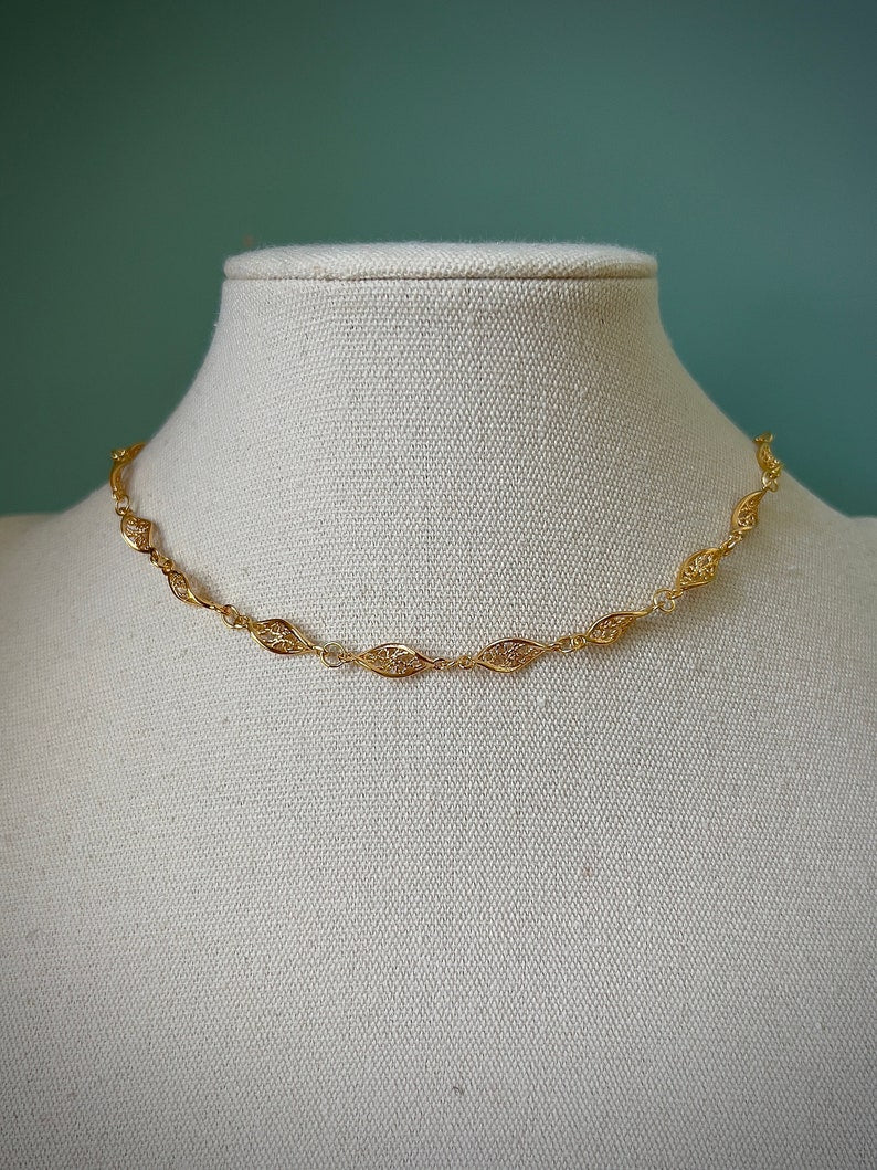 Twisted gold DNA choker, layering necklace