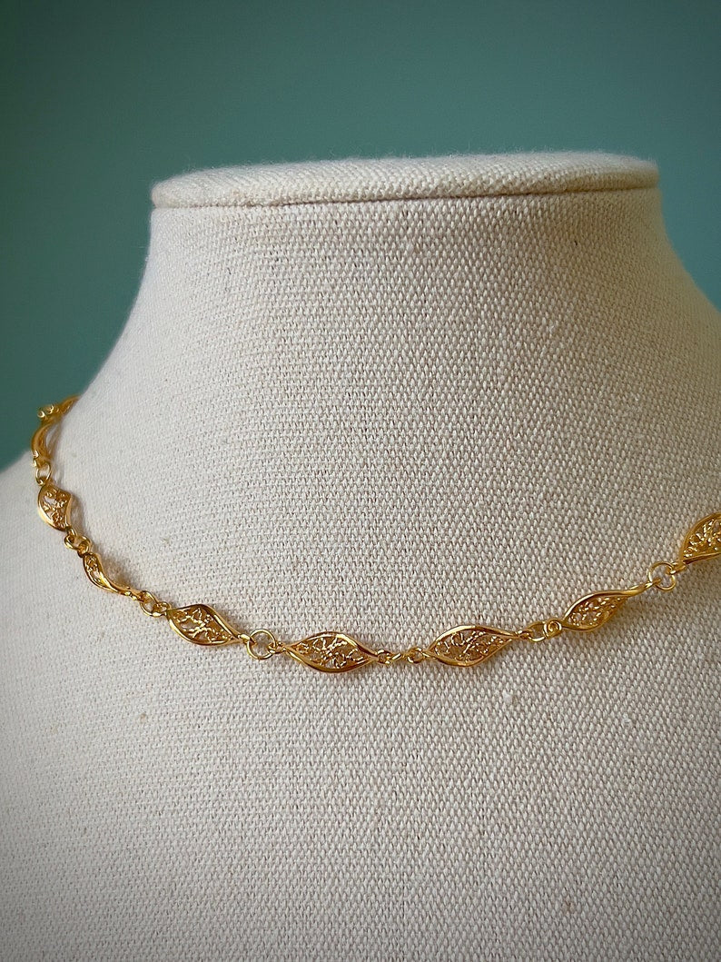 Twisted gold DNA choker, layering necklace