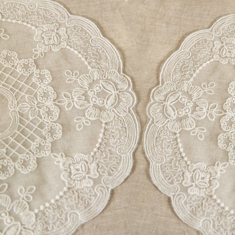 SET OF 4 Lace Table Placemats Embroidered Floral French Style